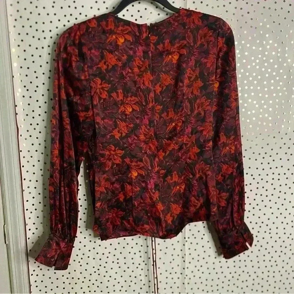 Cinq à Sept Women's Red Ezrah Floral Print Ruched Cutout Silk Blouse - Picture 6 of 6